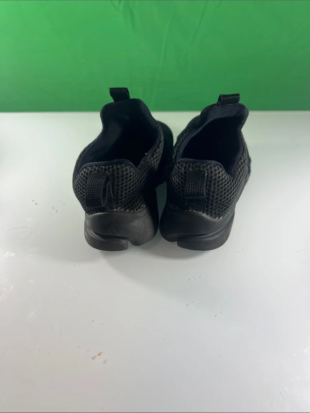 Nike Kids Black Slip-On Mesh Sneakers with Strap